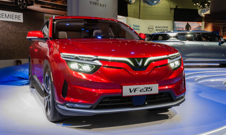 VinFast VF e35, e36 mở bán tại Việt Nam vào 2022