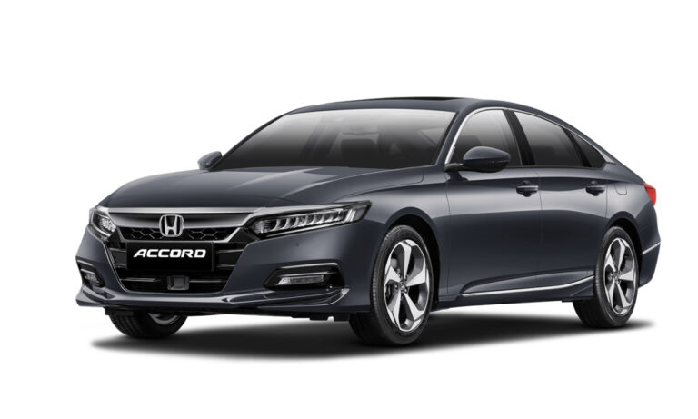 Honda Accord 2022 thêm gói công nghệ an toàn, giá 1,319 tỷ đồng