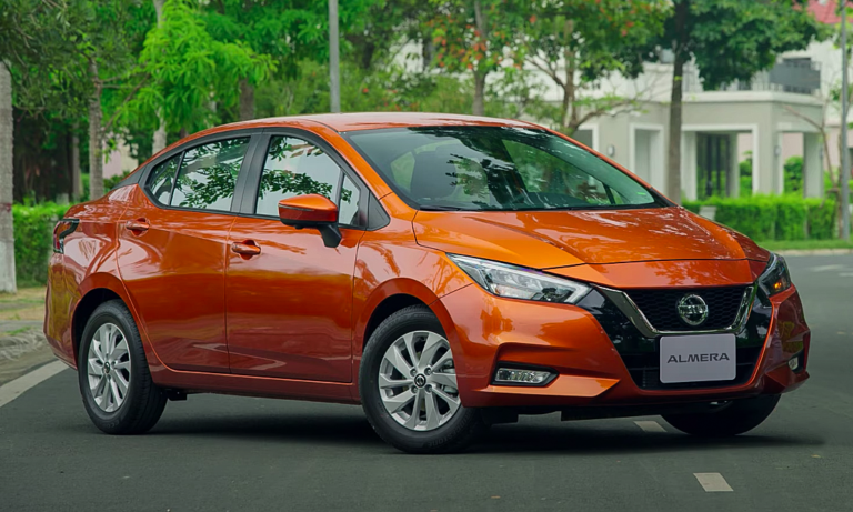 Nissan Almera giảm giá gần 50 triệu đồng