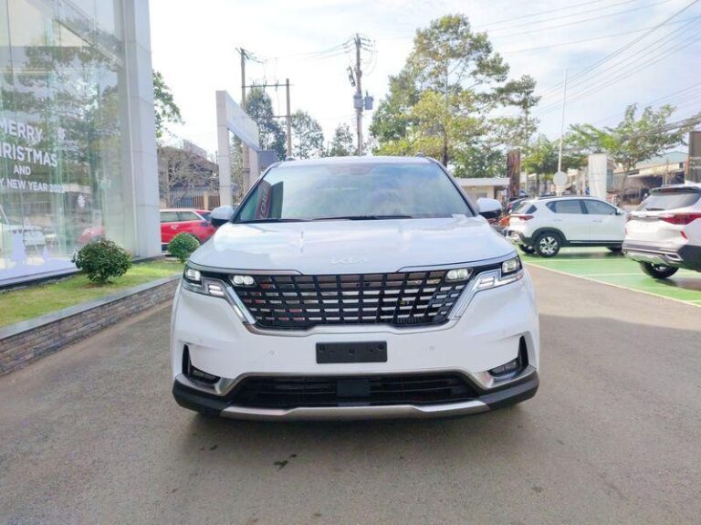 kia-carnival-thay-doi-logo-va-noi-that-1