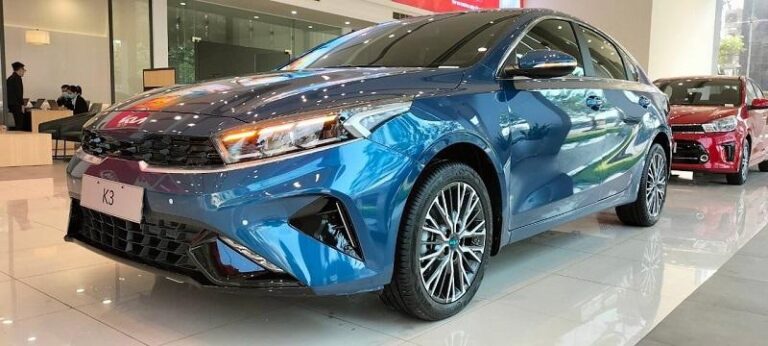 kia-k3-phien-ban-dong-co-2-0l-gia-689-trieu-dong-1