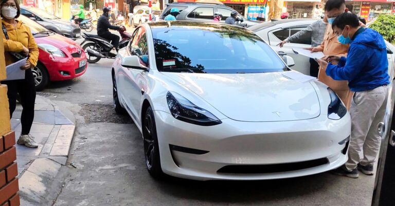xe-dien-tesla-model-3-gia-hon-3-ti-dong-ve-viet-nam-1