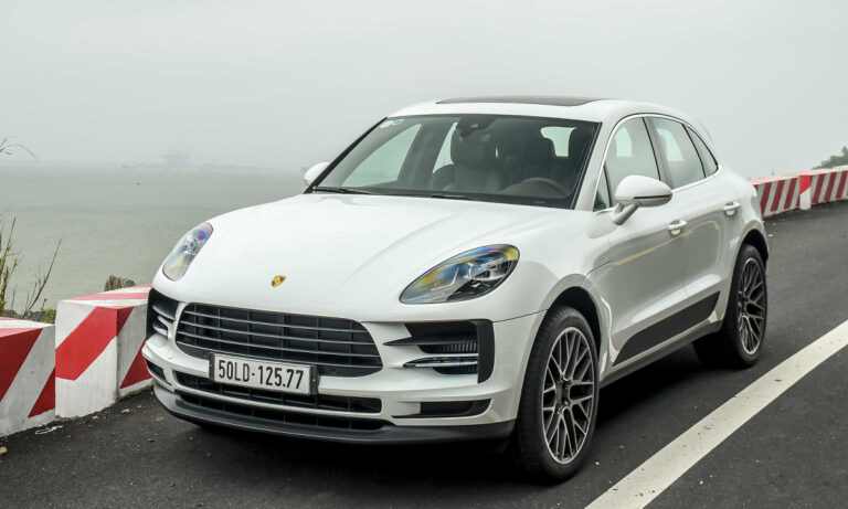 Porsche Macan - xe sang cỡ nhỏ gầm cao của năm