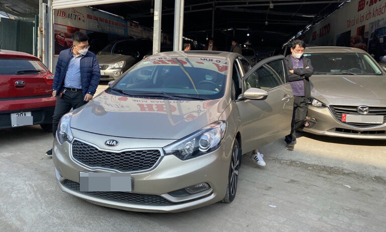 Xe cũ dưới 300 triệu đồng khan hàng cận Tết