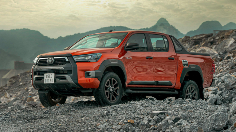 xe-ban-tai-thang-1-2022-mitsubishi-triton-ap-sat-ford-ranger-toyota-hilux-bet-bang-3