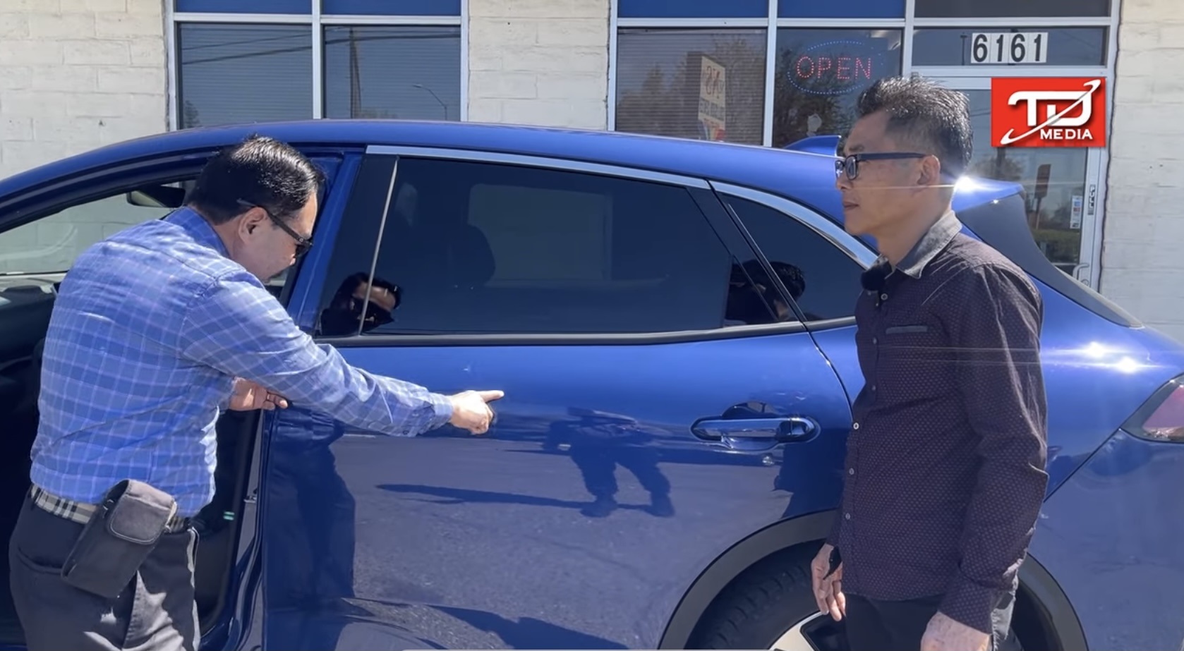 Chủ gara có tiếng ở California: “VinFast VF 8 đáp ứng tốt nhu cầu người dùng Mỹ”