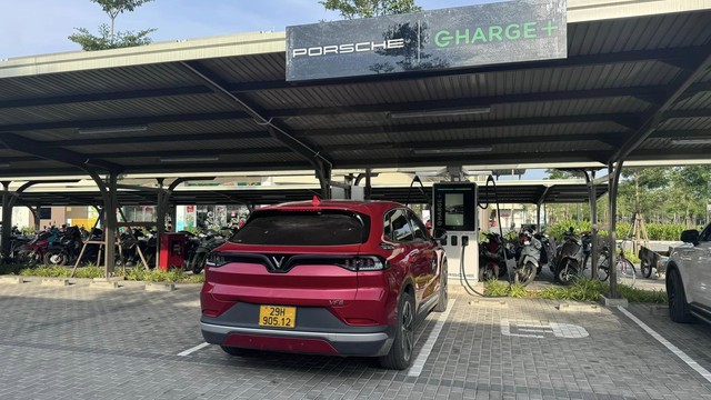Sắp có 17 trạm sạc nhanh cho tất cả ô tô điện tại Việt Nam- Ảnh 2. Sắp có 17 trạm sạc nhanh cho tất cả ô tô điện tại Việt Nam- Ảnh 2.