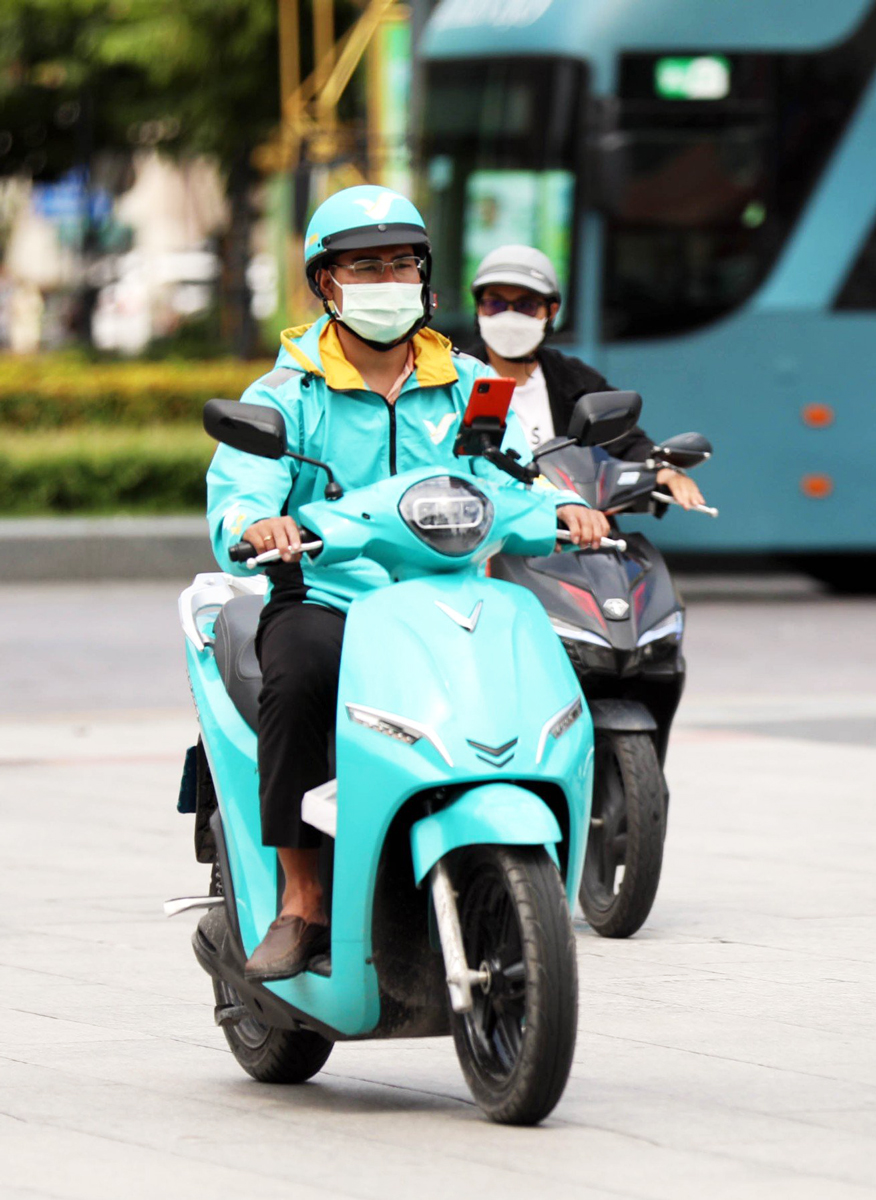Gọi xe công nghệ: Xe điện thay đổi cuộc chơi- Ảnh 5. Gọi xe công nghệ: Xe điện thay đổi cuộc chơi- Ảnh 5.