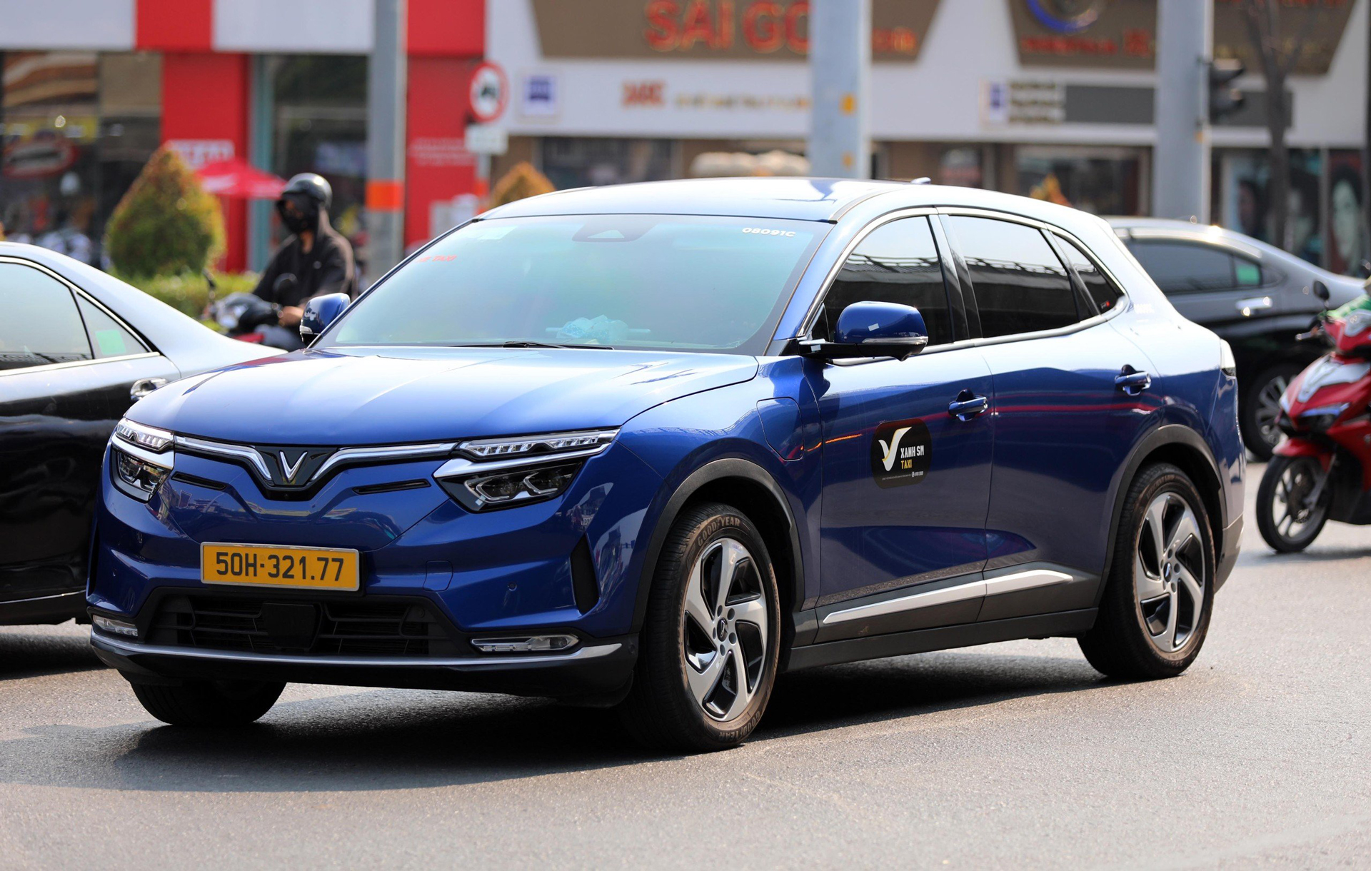 Gọi xe công nghệ: Xe điện thay đổi cuộc chơi- Ảnh 7. Gọi xe công nghệ: Xe điện thay đổi cuộc chơi- Ảnh 7.