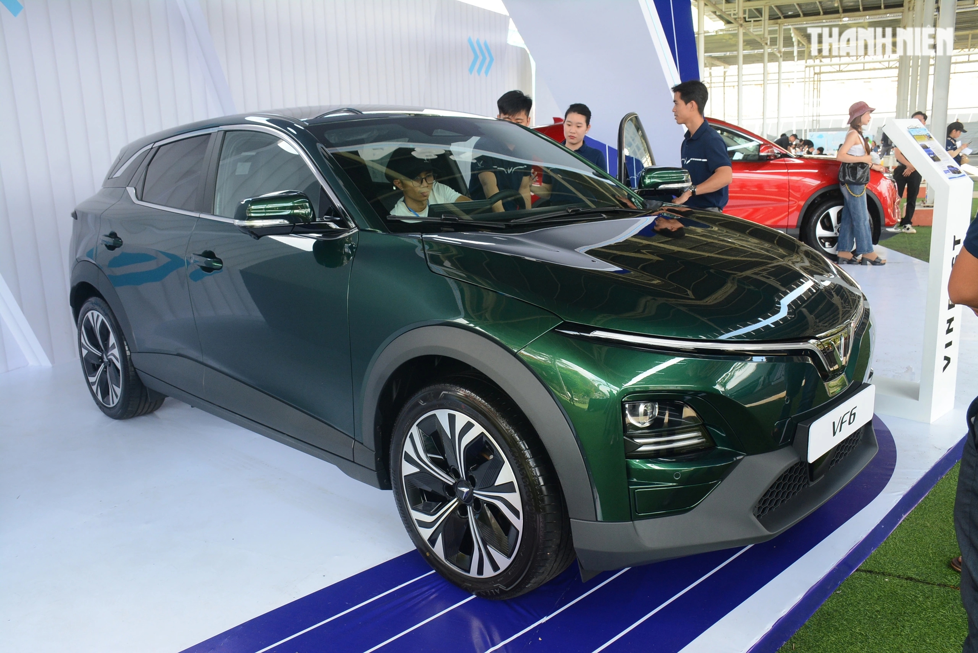 10 ô tô bán chạy nhất Việt Nam tháng 2.2025: Xe điện VinFast áp đảo - Ảnh 4.