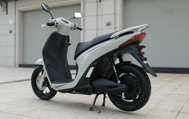 VinFast tung thêm 3 mẫu xe máy điện có pin sạc rời, giá từ 25,9 triệu đồng - Ảnh 4.