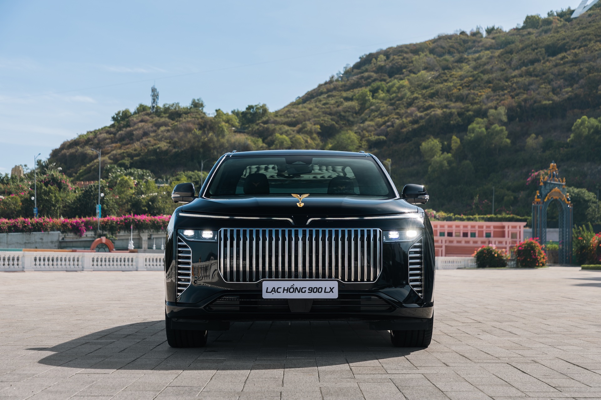 Cận cảnh xe VinFast Lạc Hồng chống đạn đưa đón nguyên thủ quốc tế tại đại lễ 2.9- Ảnh 3. Cận cảnh xe VinFast Lạc Hồng chống đạn đưa đón nguyên thủ quốc tế tại đại lễ 2.9- Ảnh 3.